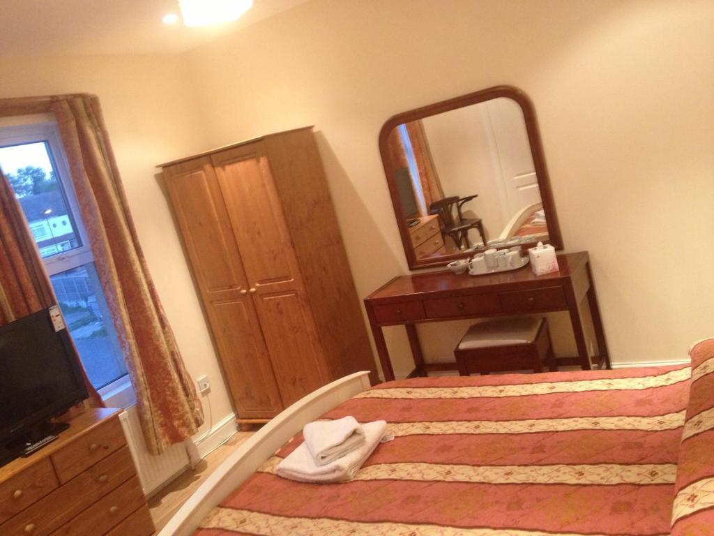The Dharma Lodge Enfield Quarto foto